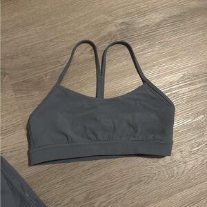 Lululemon workout set